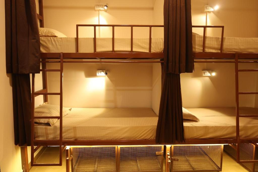 Pappi Chulo Vagator Hostel Eksteriør bilde