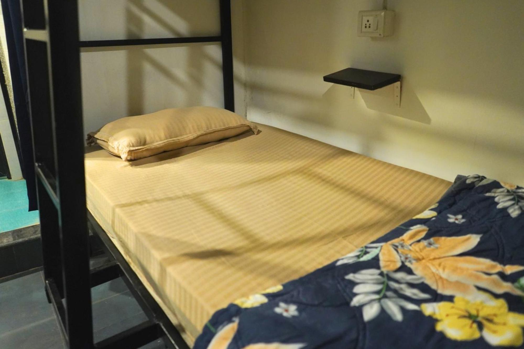 Pappi Chulo Vagator Hostel Eksteriør bilde
