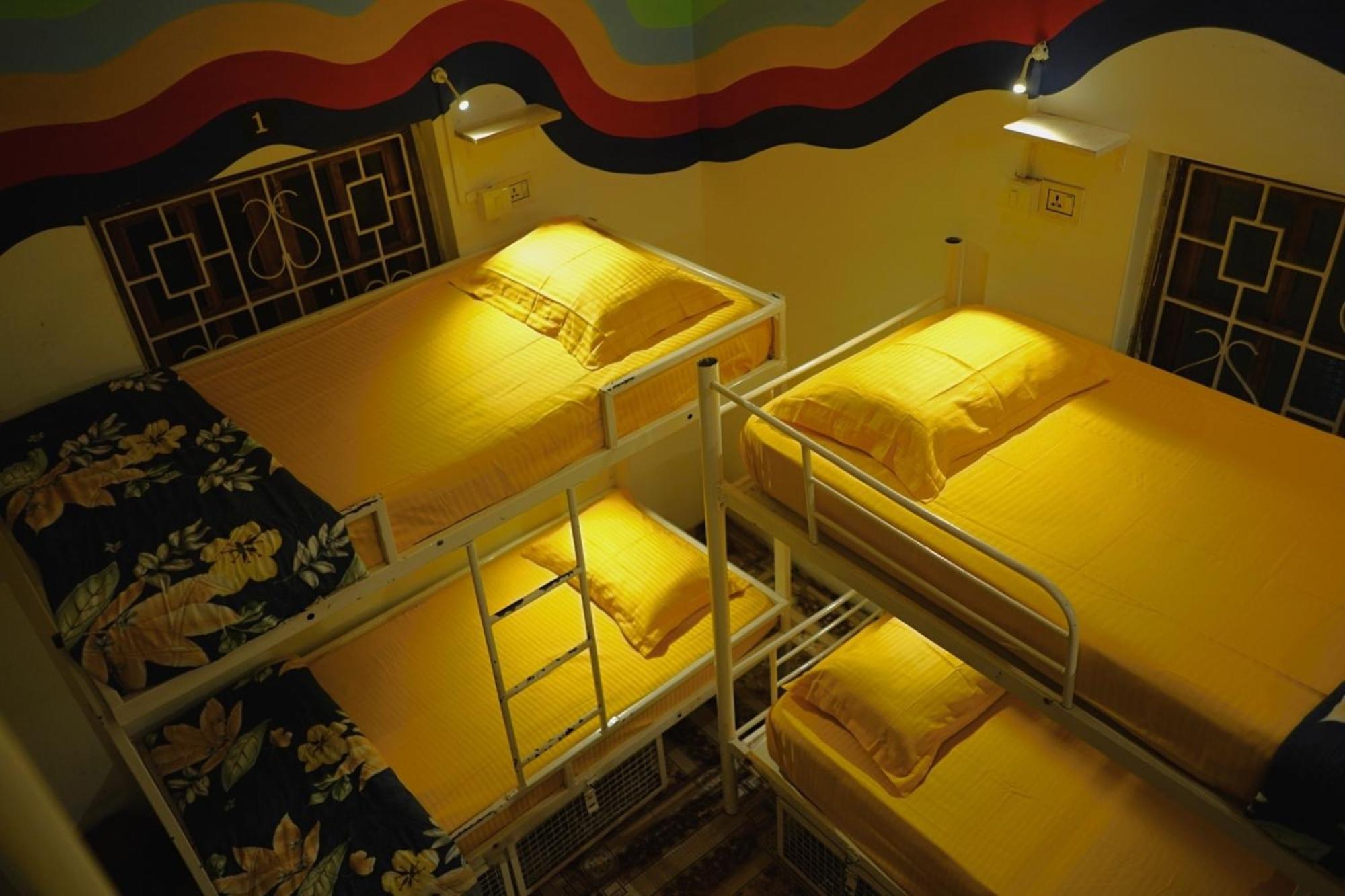 Pappi Chulo Vagator Hostel Eksteriør bilde