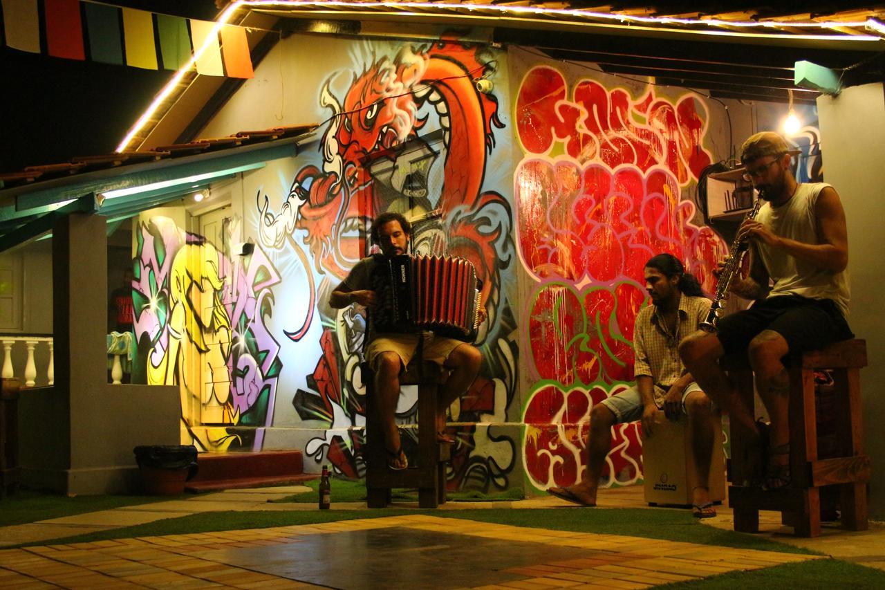 Pappi Chulo Vagator Hostel Eksteriør bilde